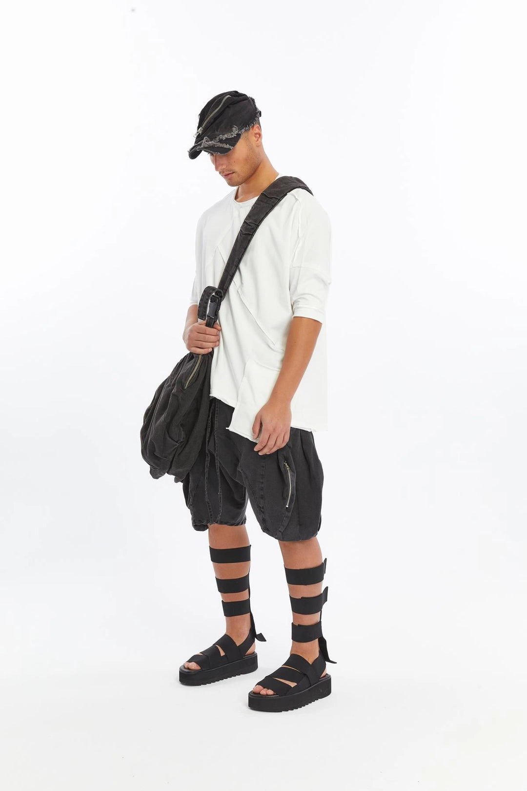 ACID BLACK ZIPPER POCKET BAG