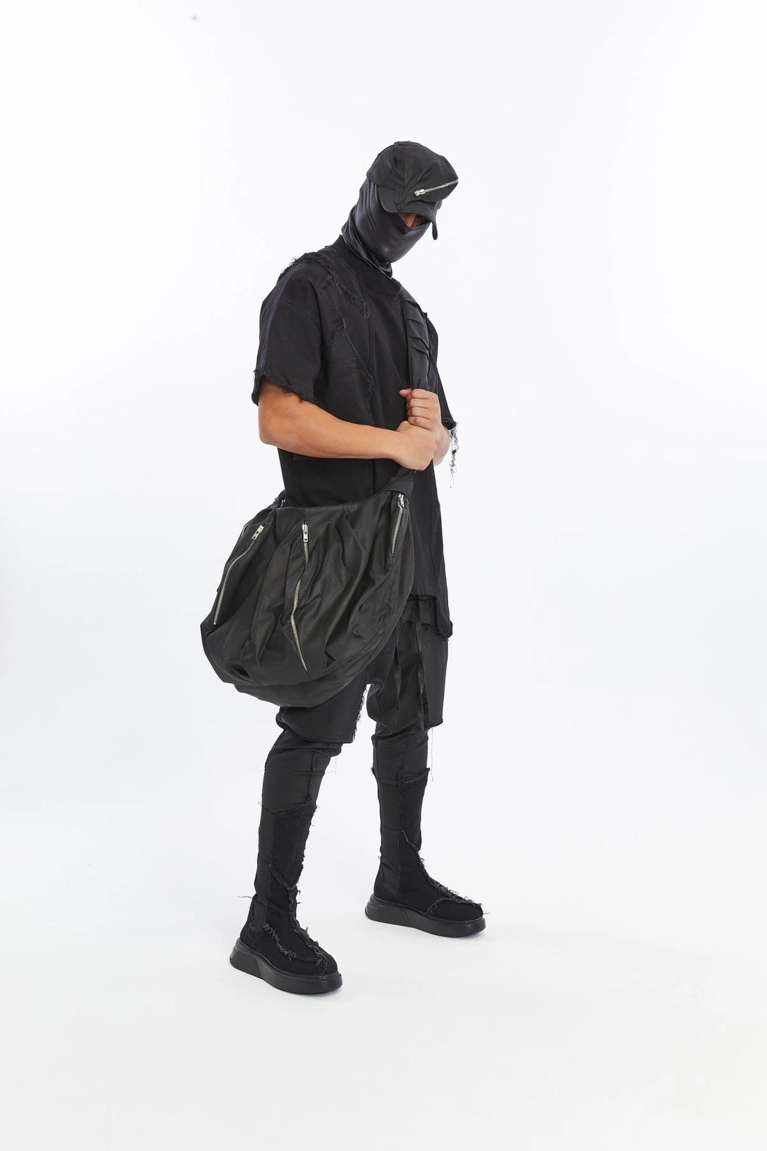 COATED BLACK ZIPPER POCKET BAG