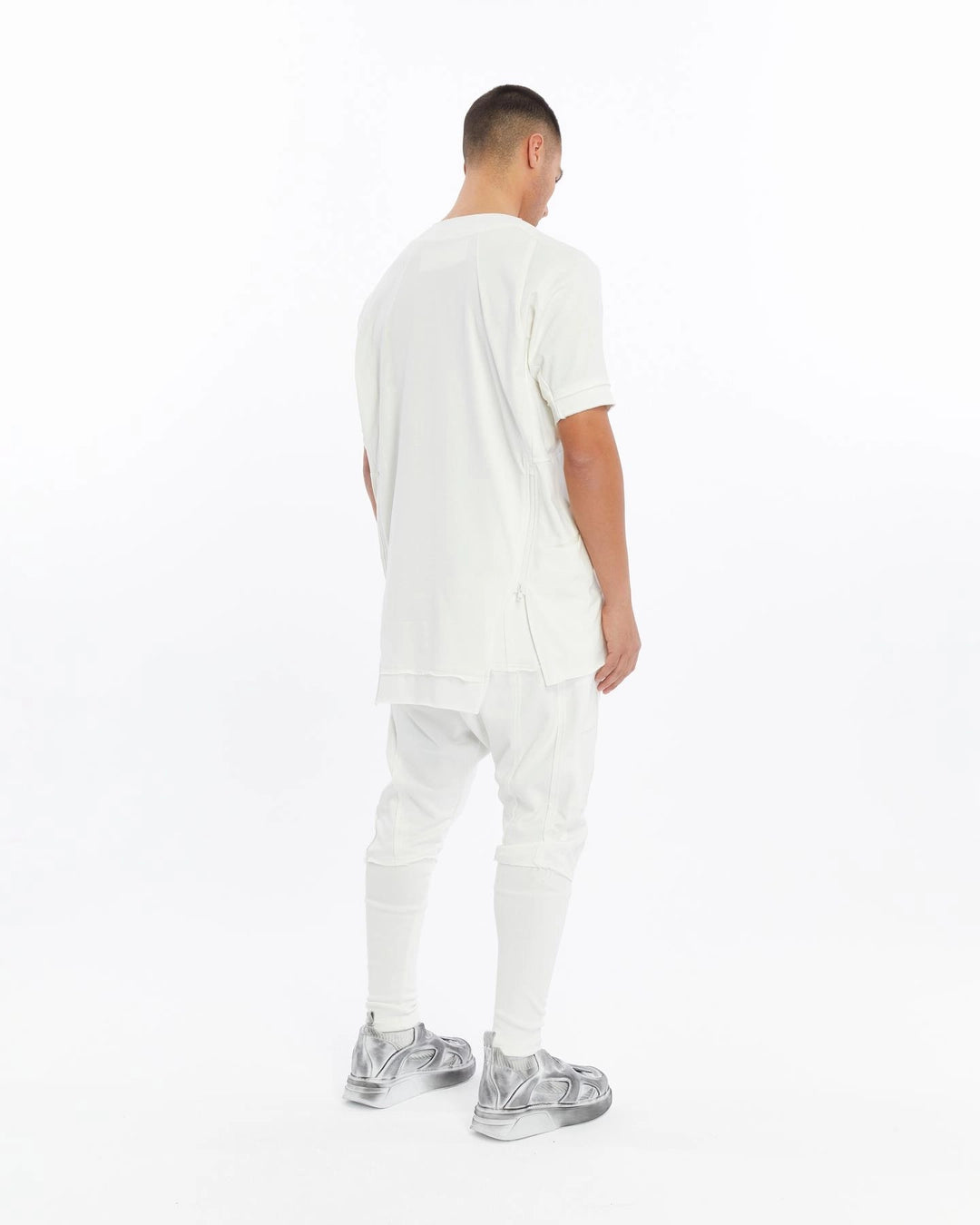 WHITE ZIPPER T-SHIRT